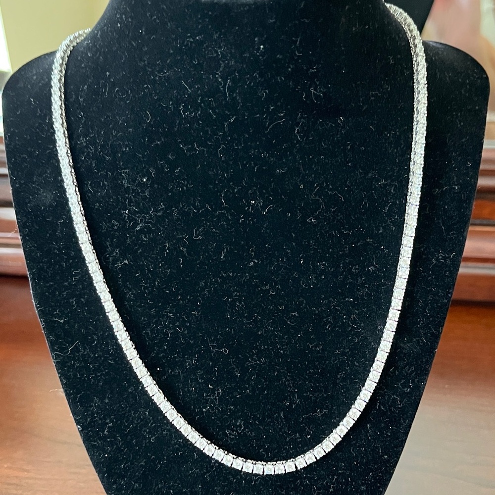 Elegant 18" Silver & CZ Tennis Necklace
